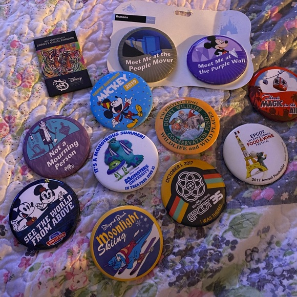 Disney Other - Lot of Walt Disney large Buttons new and old